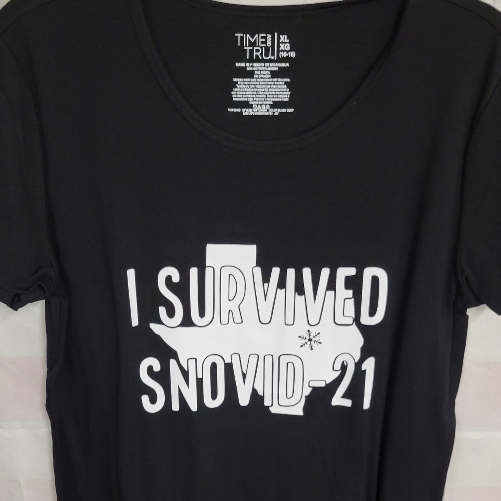 La Ti Da Handmade Creations XL Black I Survived